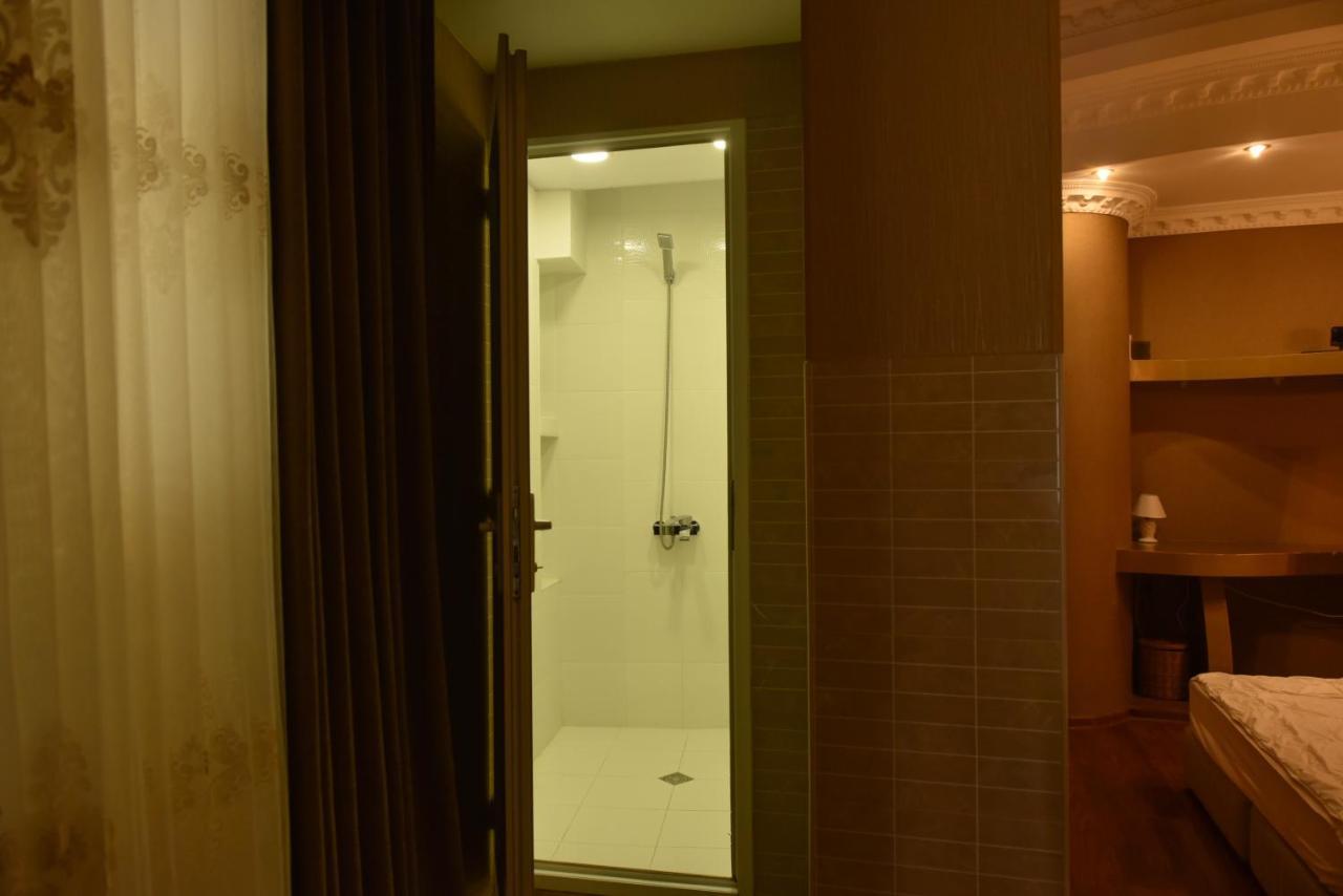 Apartment Elizabeth In Old 第比利斯 外观 照片